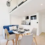 Duplex Moderne Climatisé Carré D'or Niza