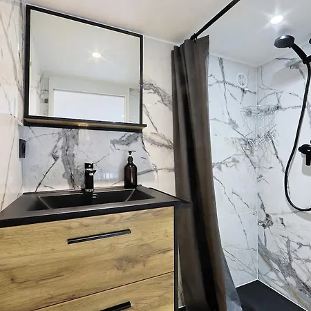 Apartment Duplex Moderne Climatise Carre D'or