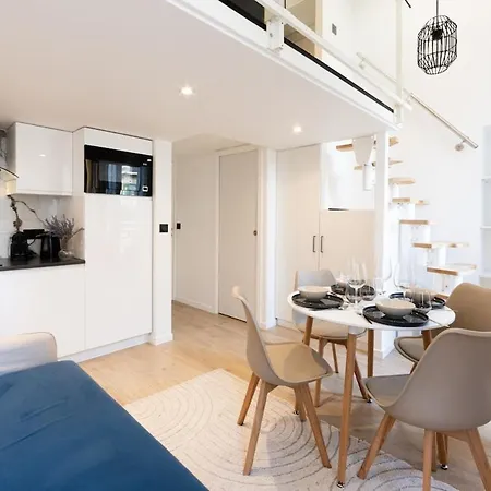 Duplex Moderne Climatise Carre D'or * 尼斯